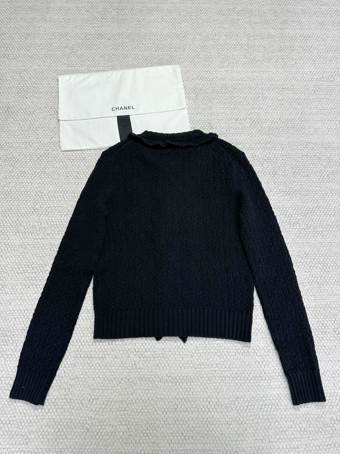 Ruffled Knit Cardigan/belted shorts