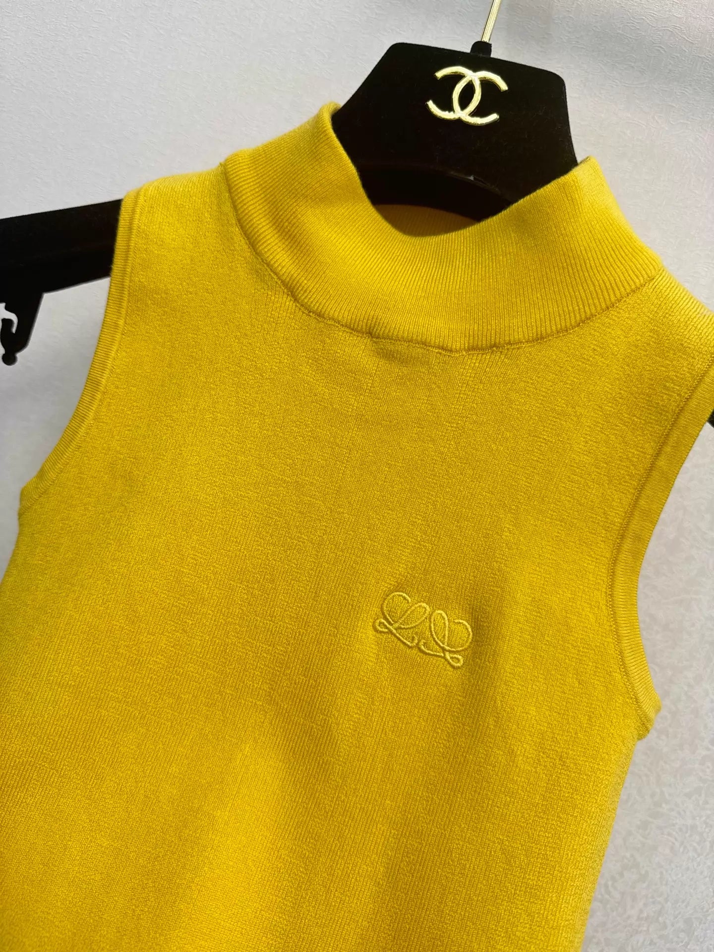 26ss Sleeveless Knitted Vest