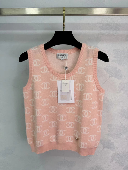 Double C Knit Vest