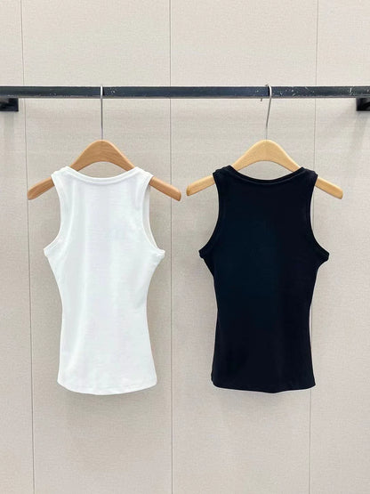 Logo vest on the chest