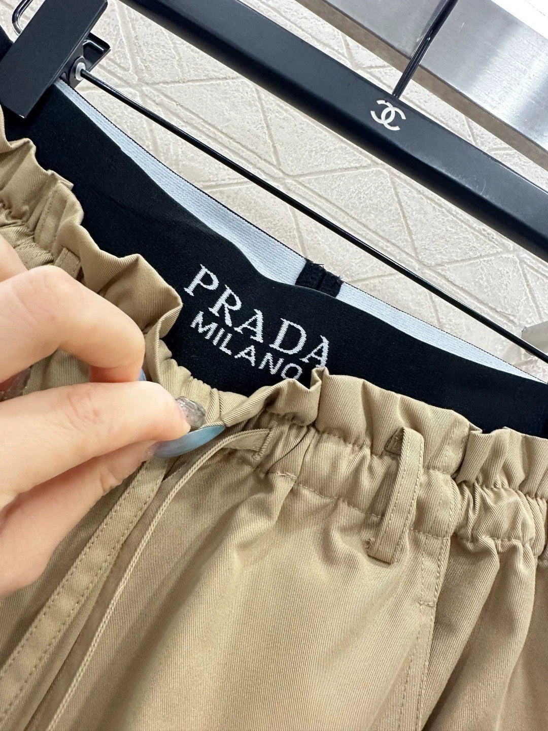Splicing contrasting ribbon wide leg pants