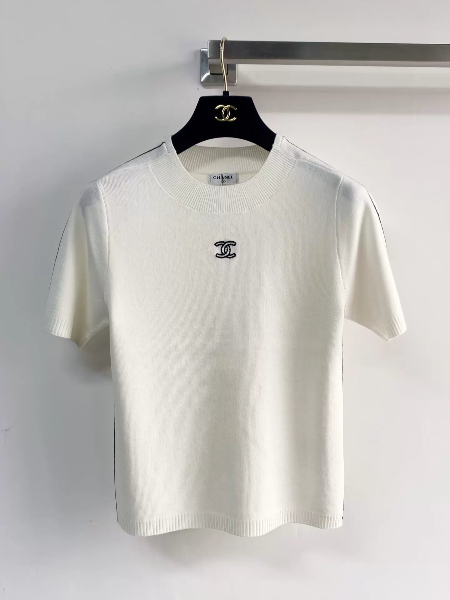 26ss Logo Embroidered Knit T-shirt
