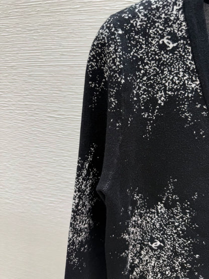 25fw Jacquard V-neck cardigan