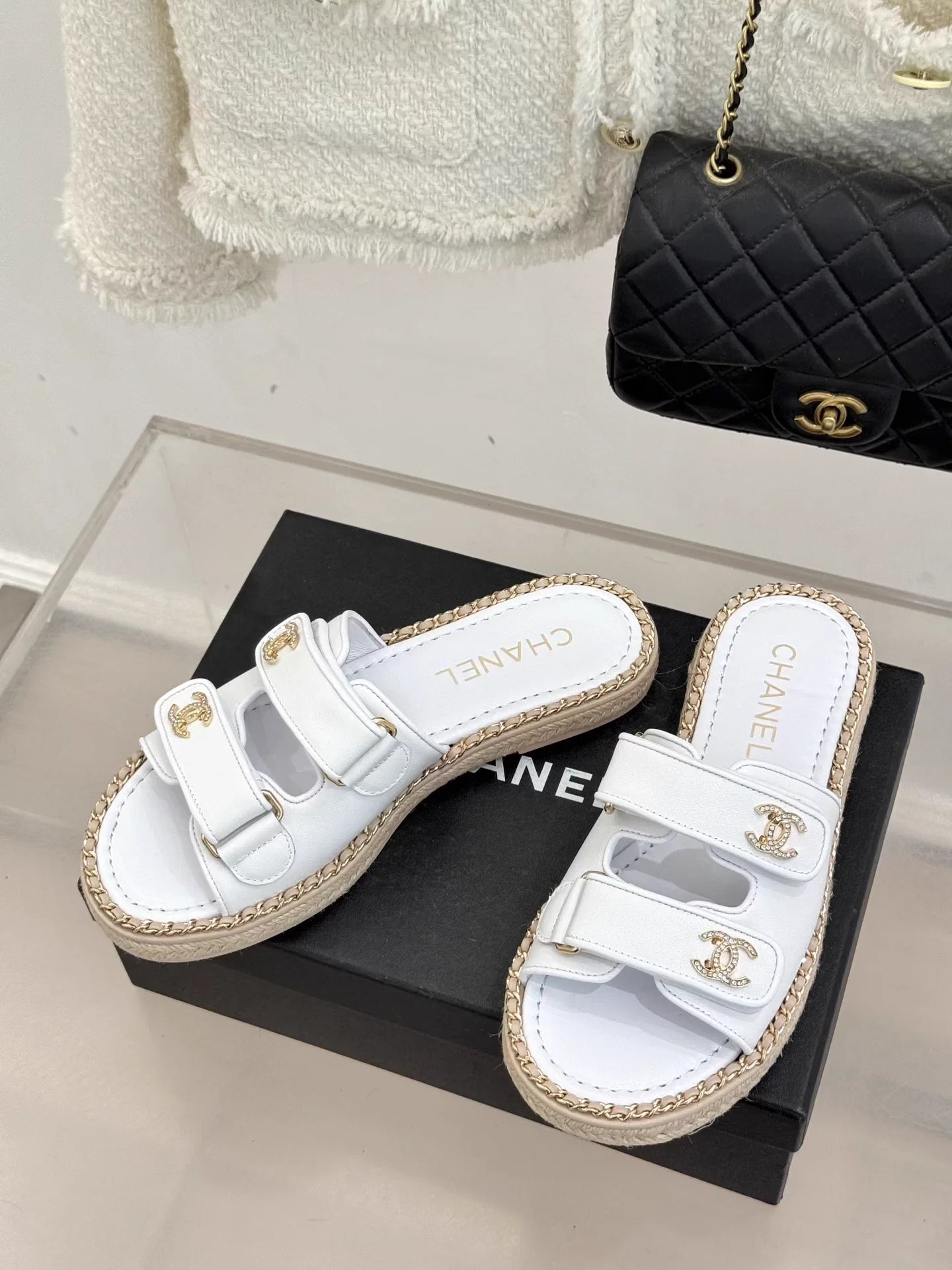 Double C backpack buckle Velcro slippers