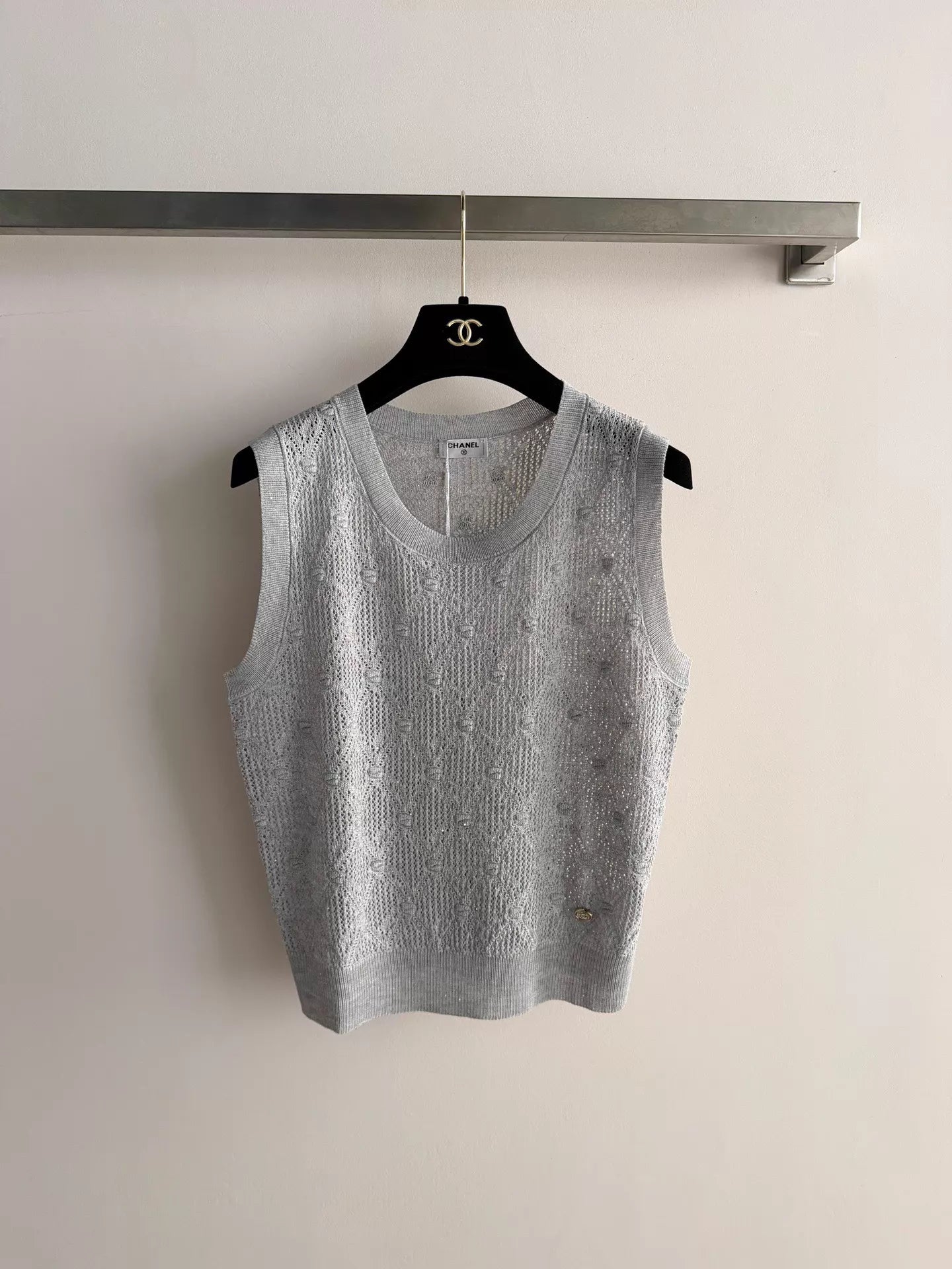 26ss Hollow-out knitted vest
