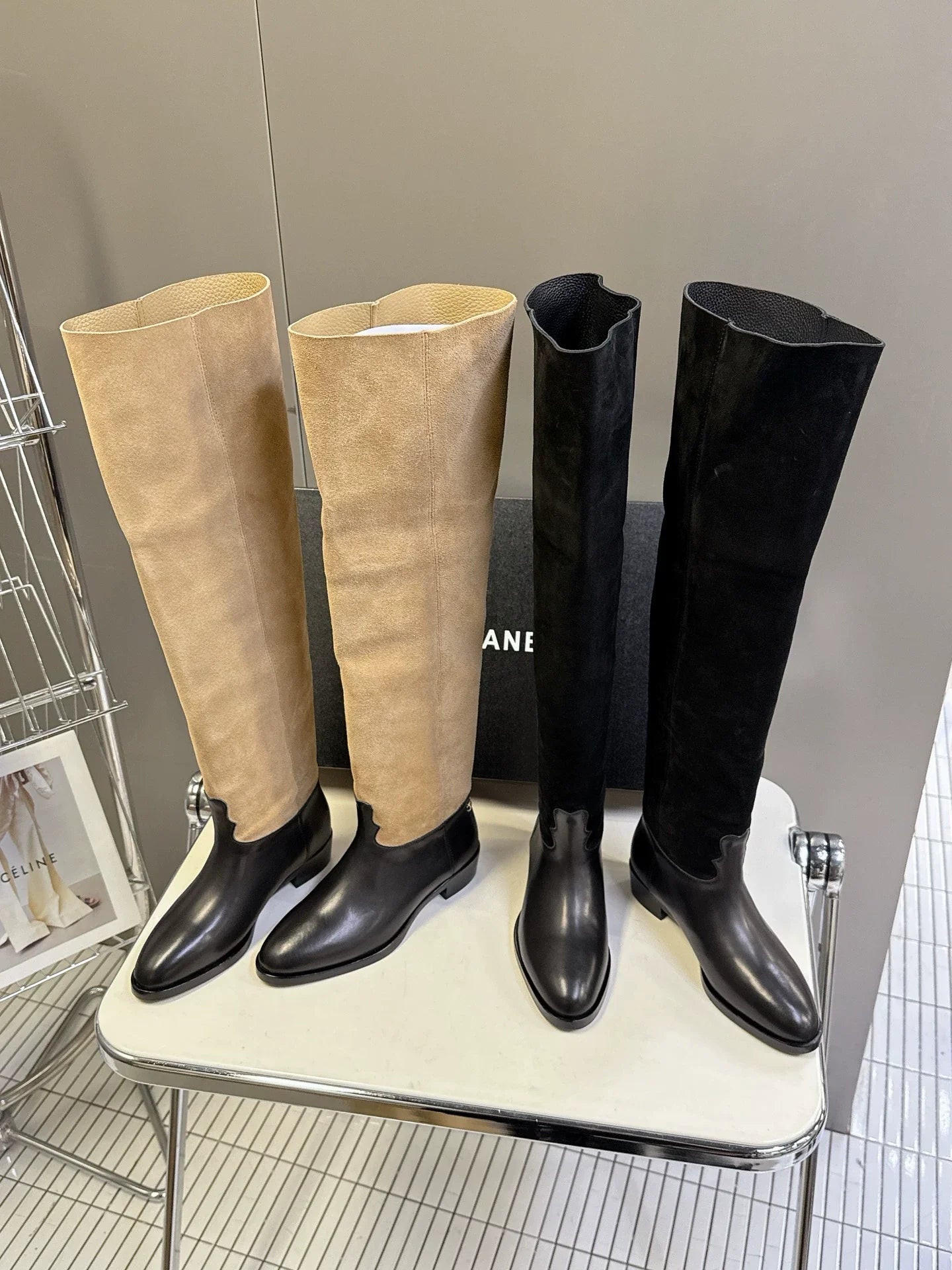 25B straight boots