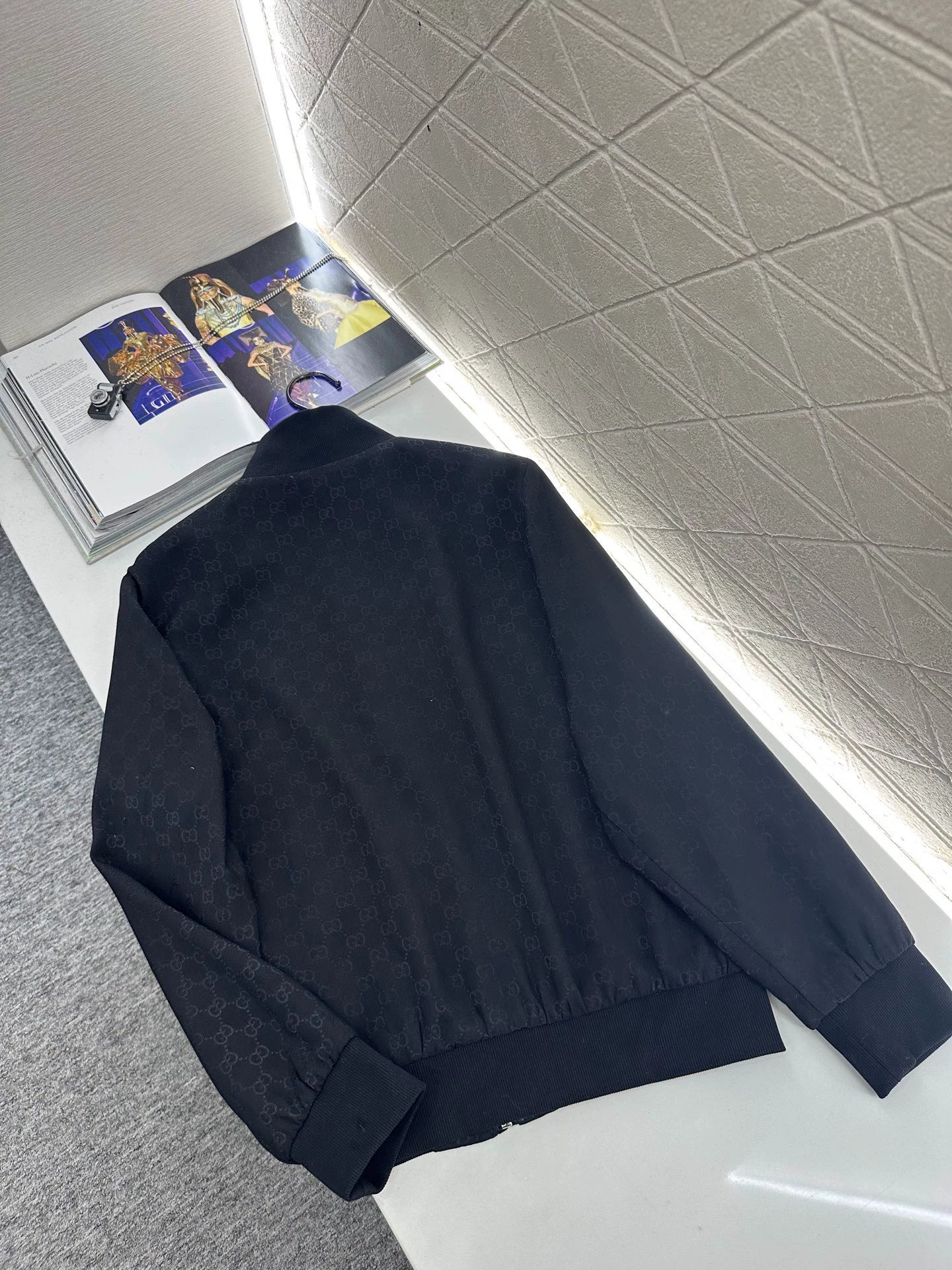 Jacquard suit