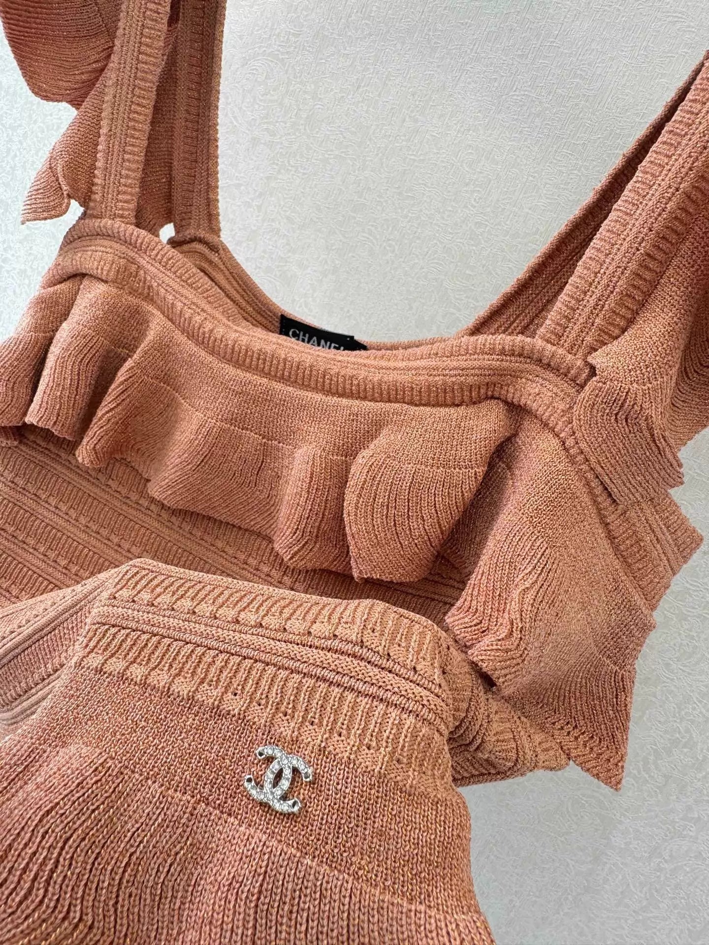 26ss Ruffled Knit Set