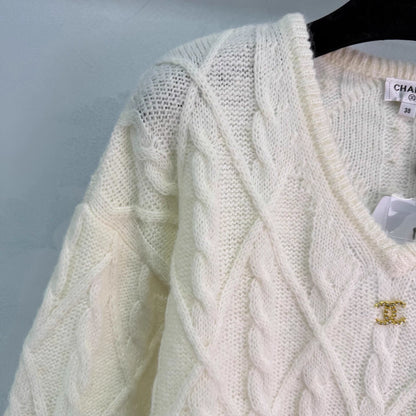 Cable knit sweater