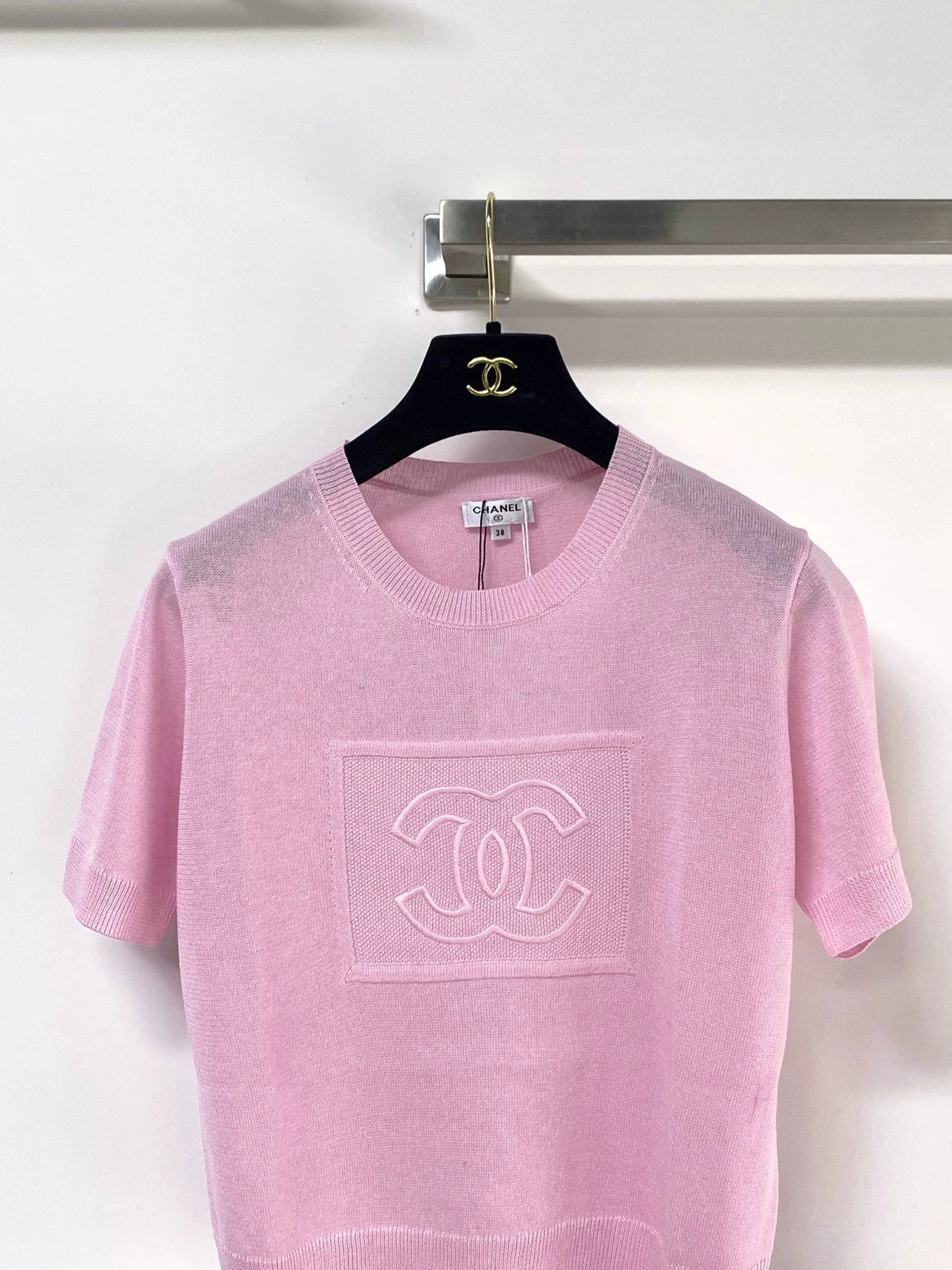 26ss T-shirt with a big logo on the chest