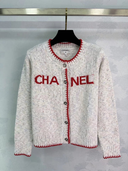 White blended yarn cardigan
