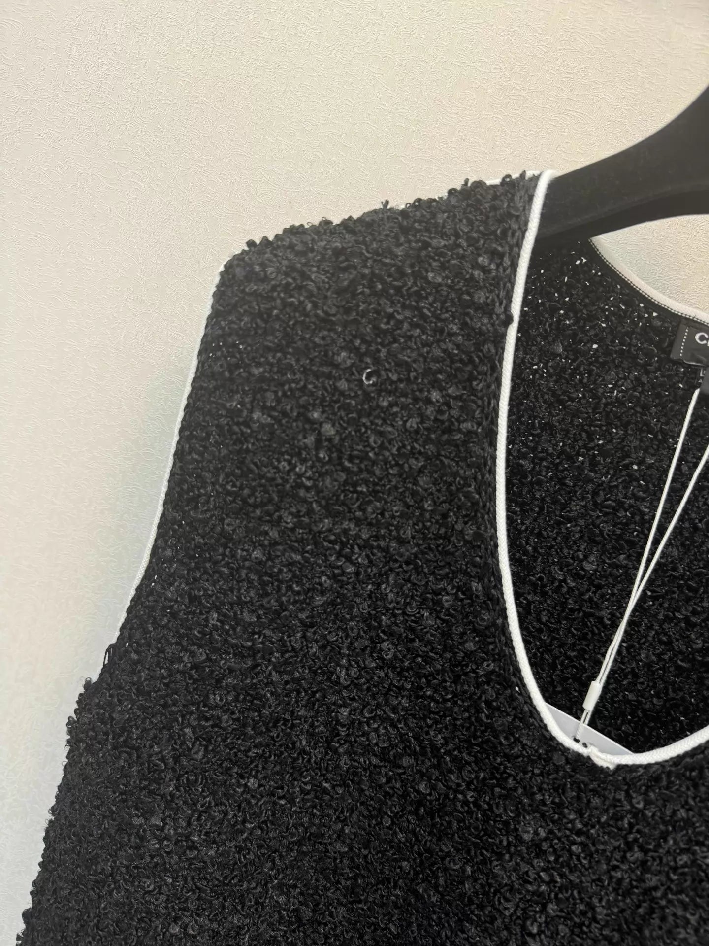 26ss V-neck sleeveless vest