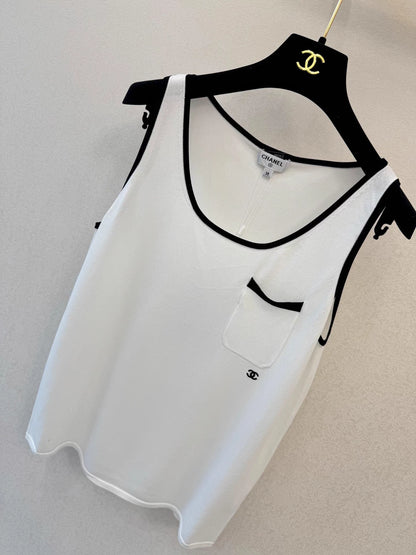 Color-blocked camisole top