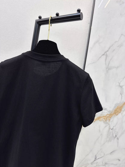 26ss Heart-embossed logo T-shirt