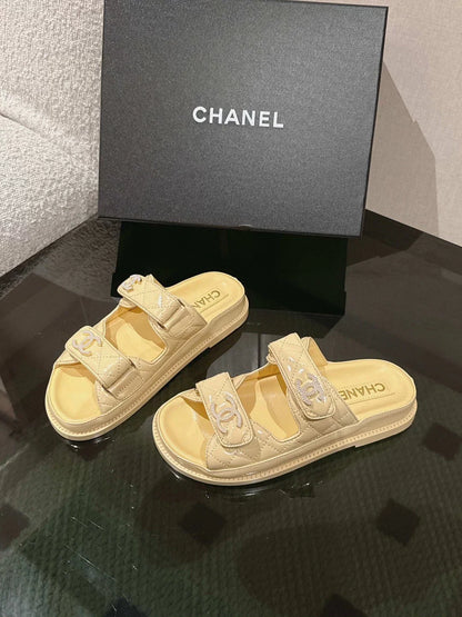 Velcro beach flip-flops