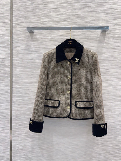 26Long-Sleeve Jacket with Logo