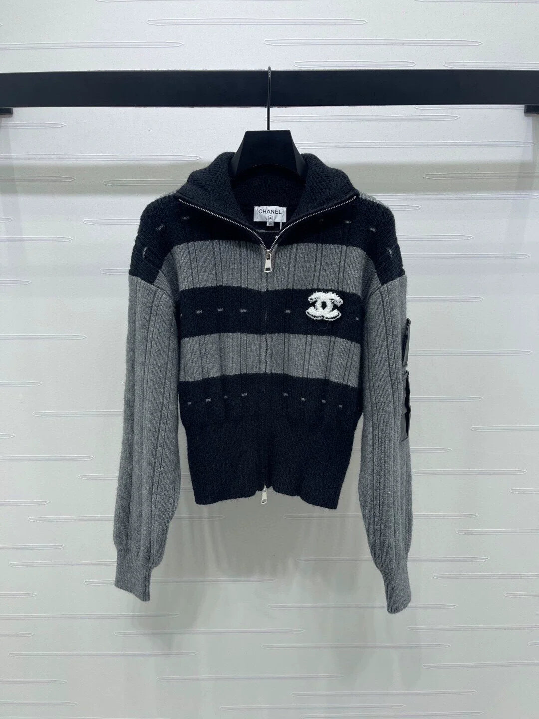 Stand up collar double zipper knitted cardigan