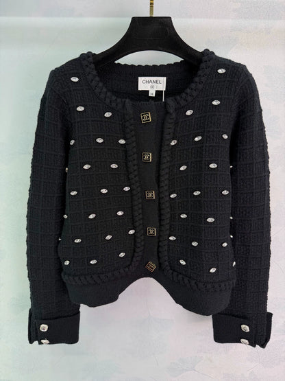 Heavy-duty cardigan