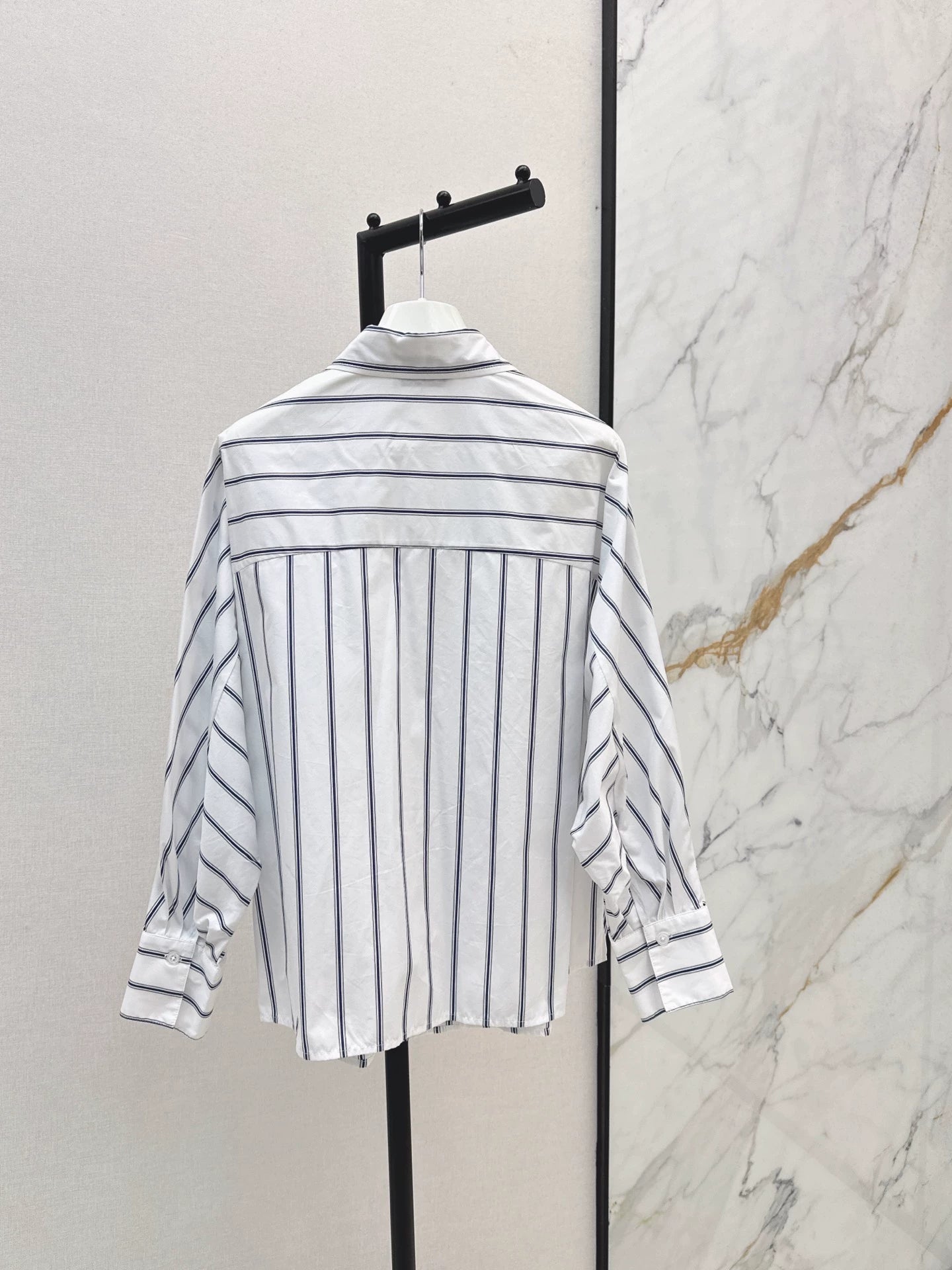 25fw Embroidered bat sleeve shirt