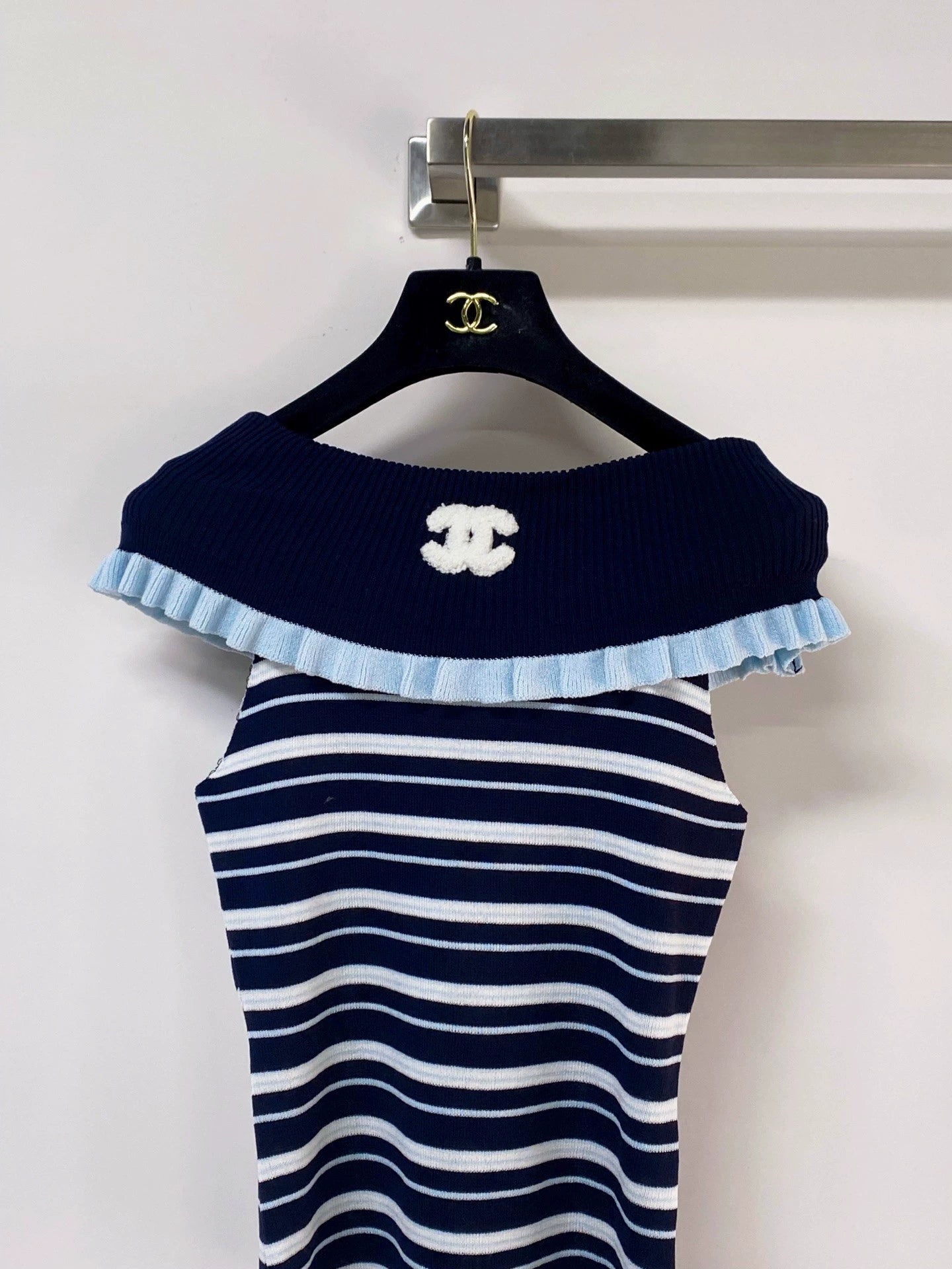 26ss One-shoulder T-shirt