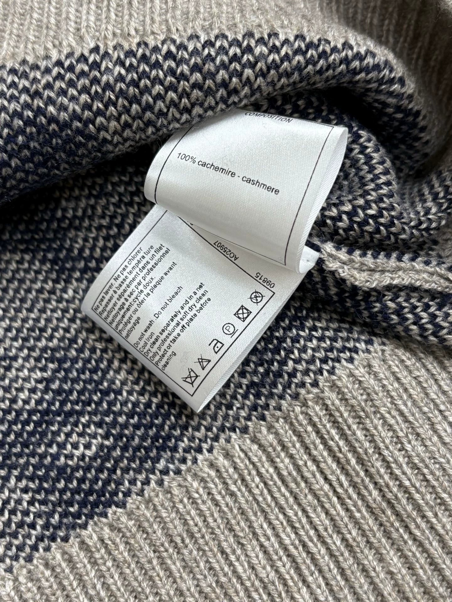 Jacquard Crew Neck Sweater
