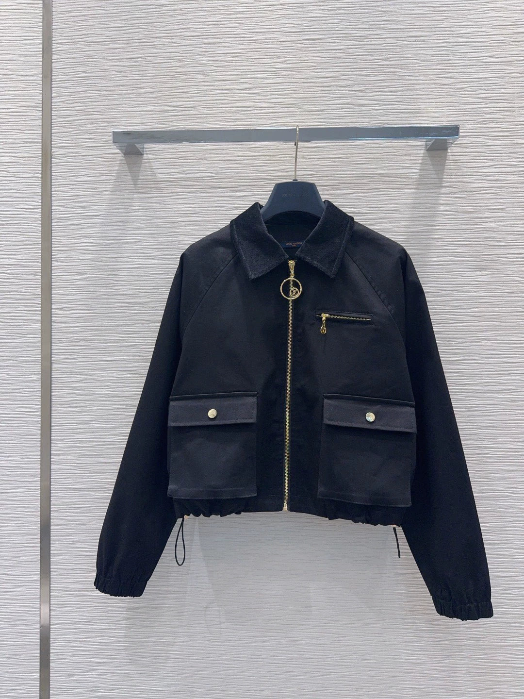 26New Long-Sleeve Jacket with Pockets, Drawstring, and Zipper