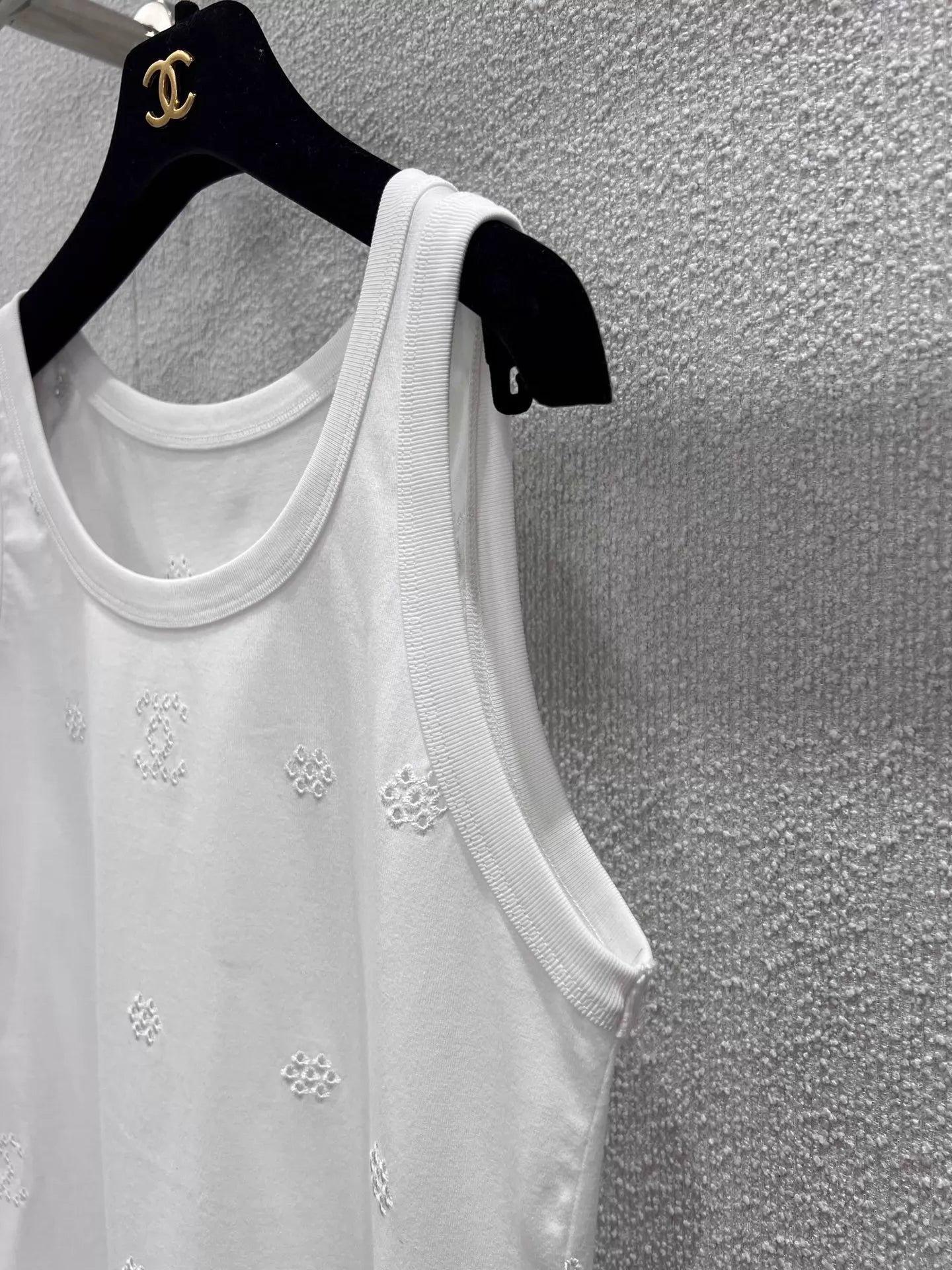 Openwork Floral Embroidery Vest