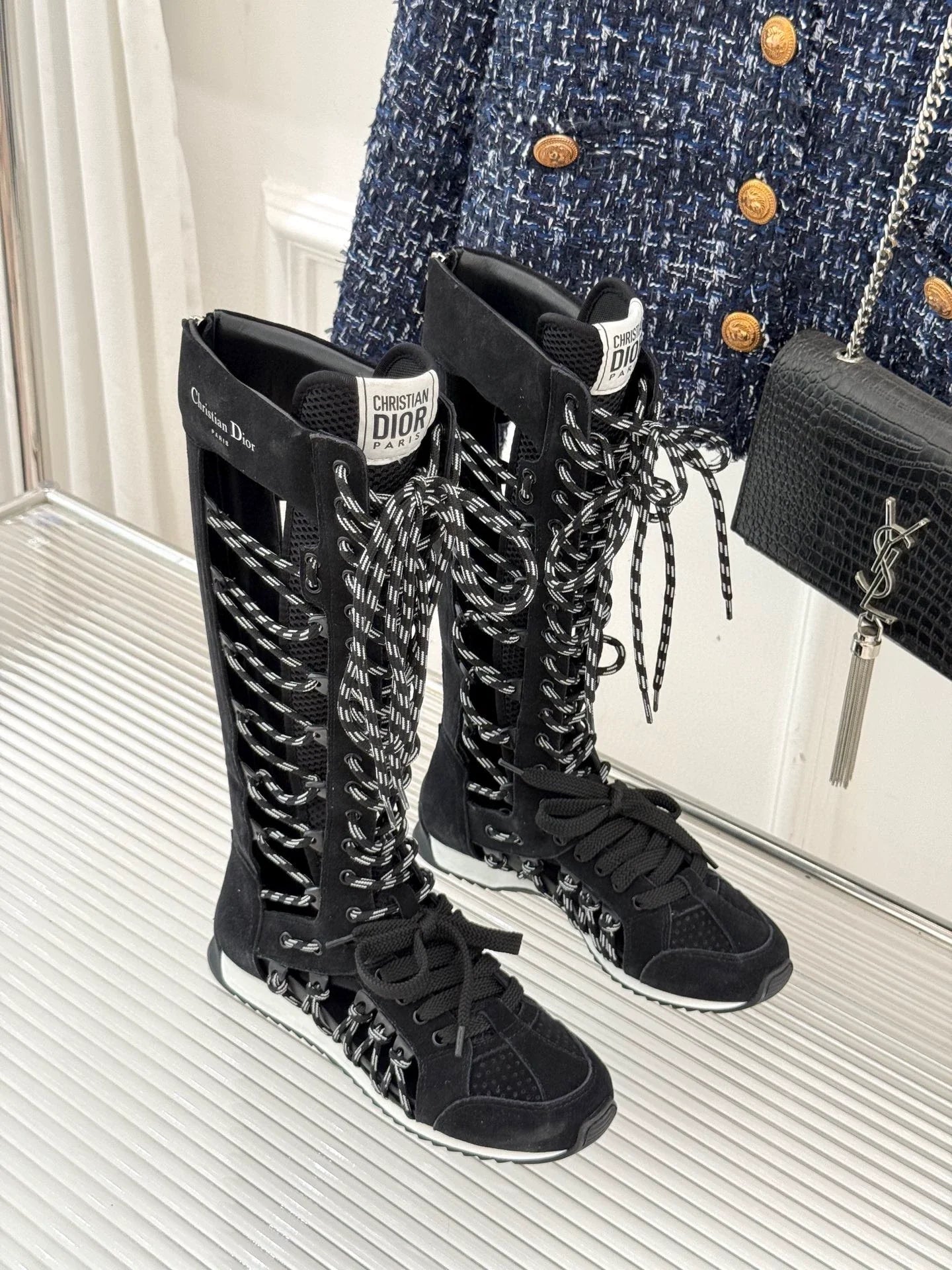 De Xun hollow boots