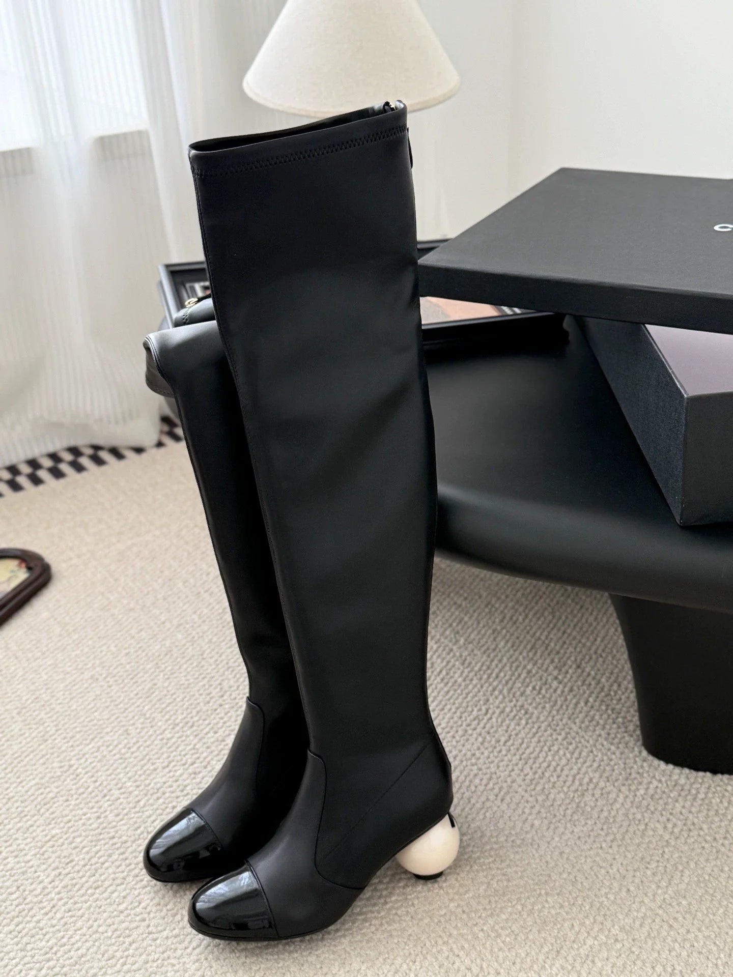 Pearl boots