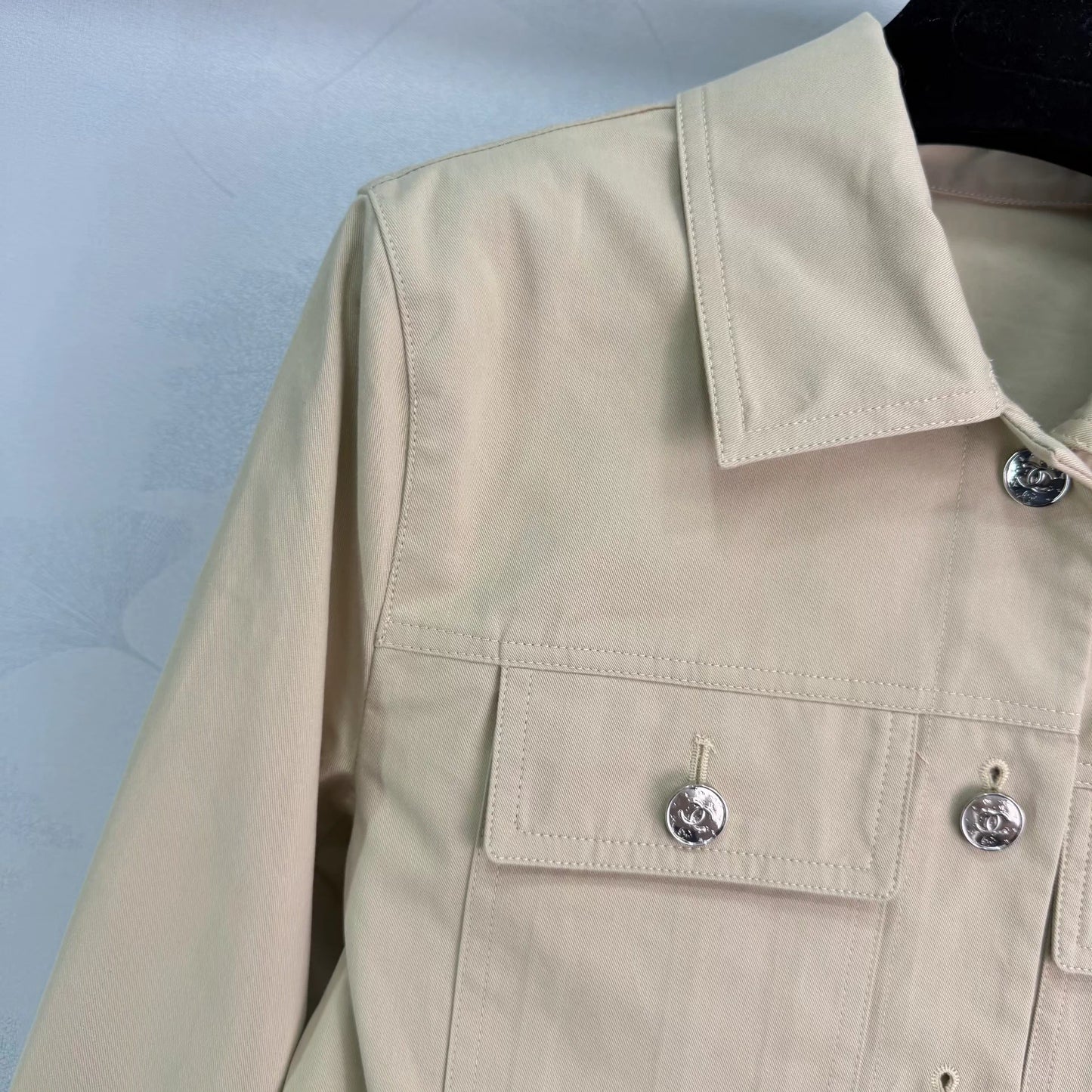 Workwear-style cropped jacket