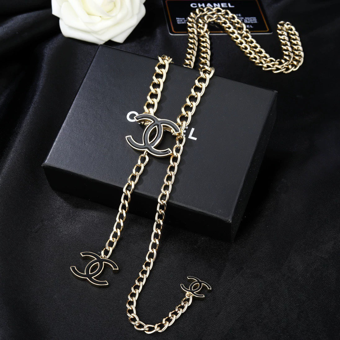 Gold chain waist chain