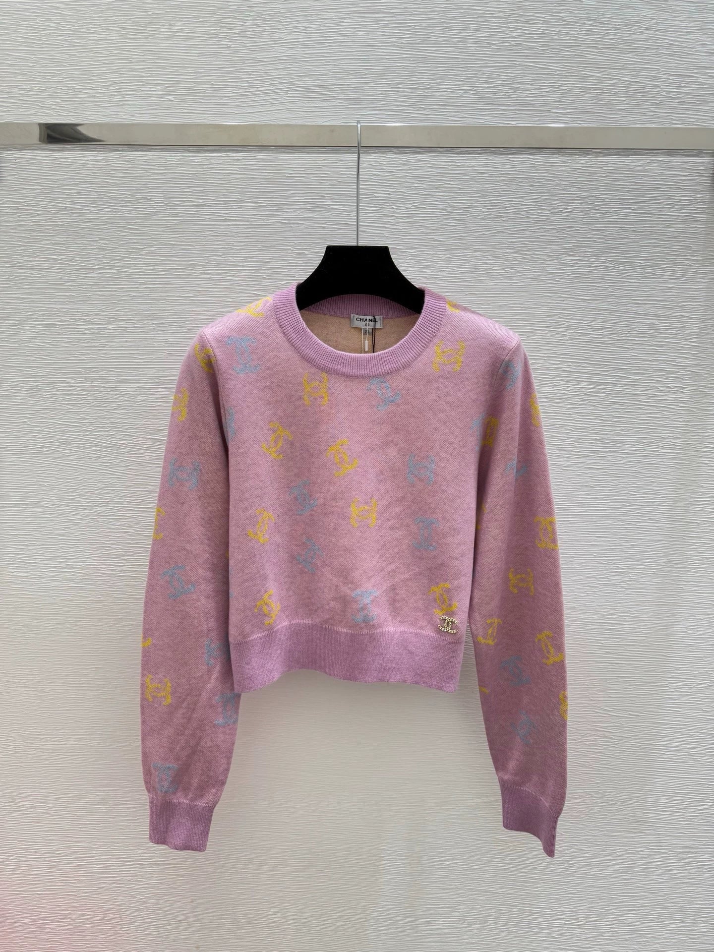 knitted sweater