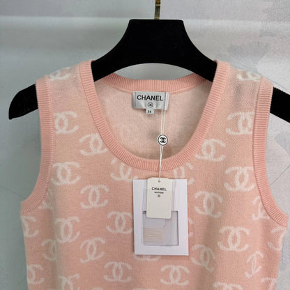 Double C Knit Vest