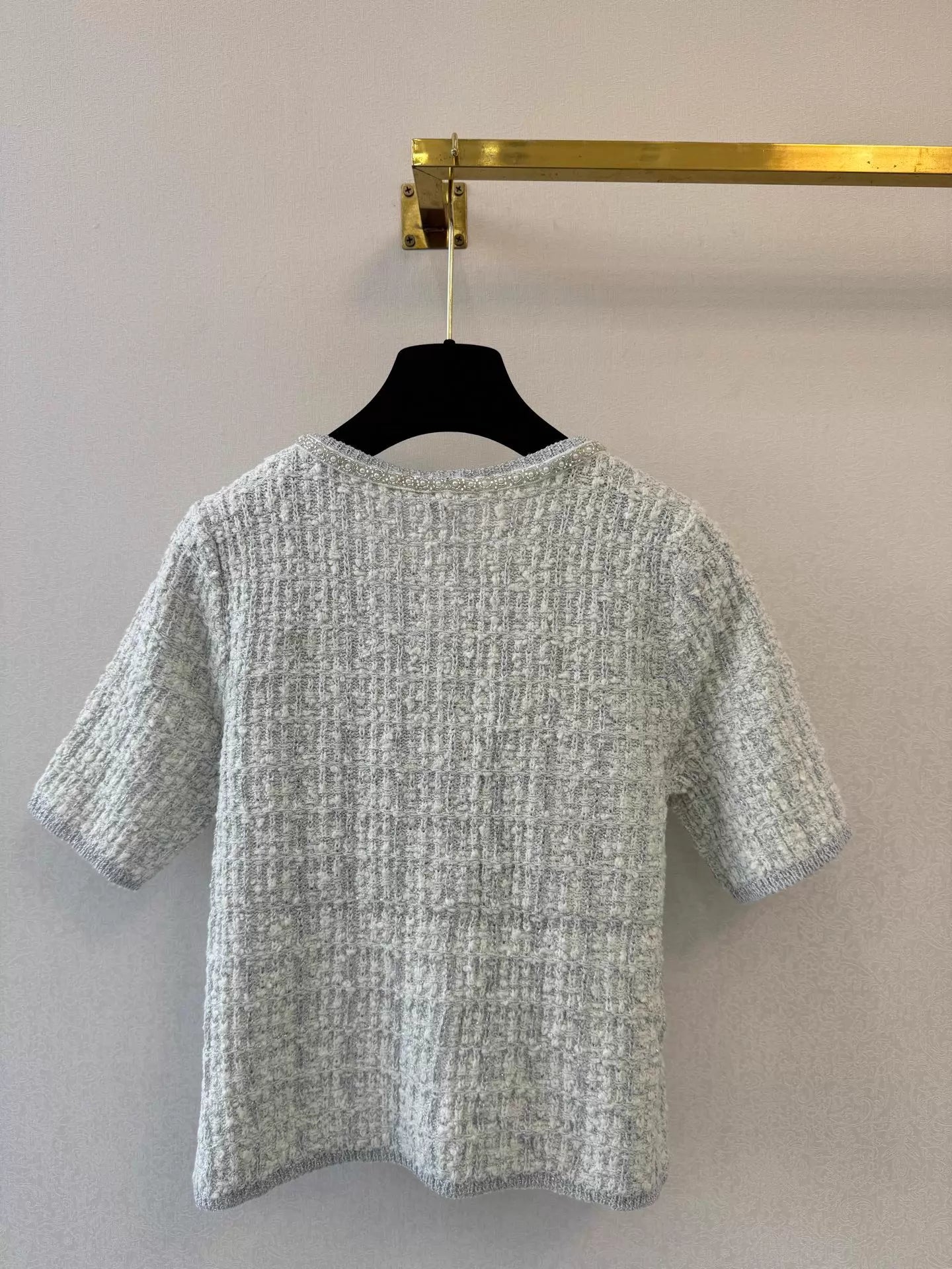 V-neck T-shirt