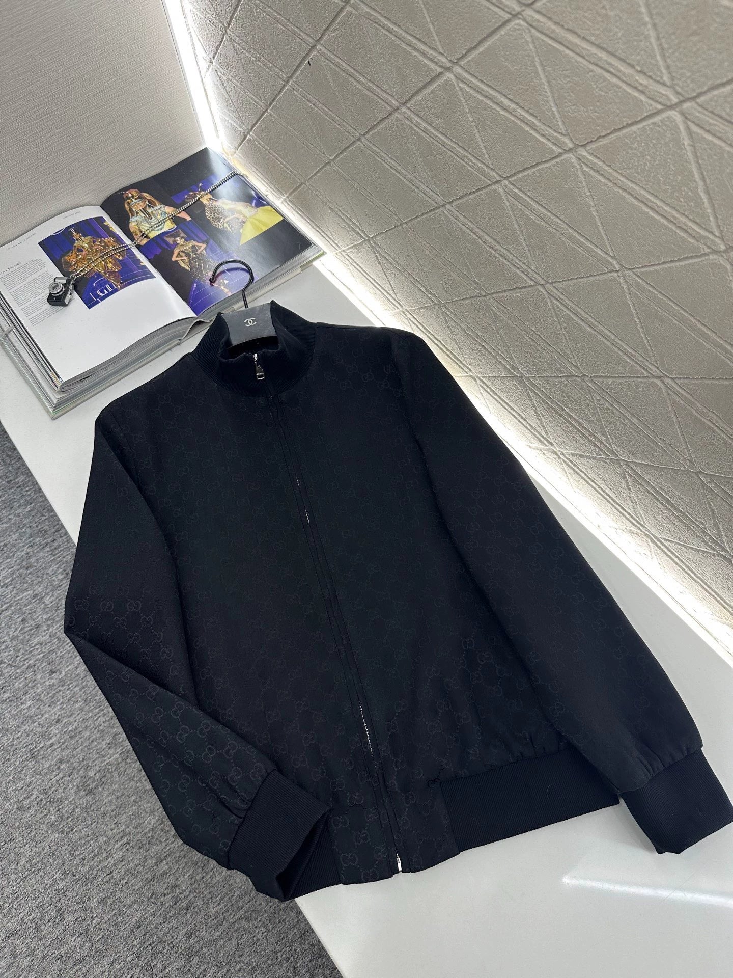 Jacquard suit