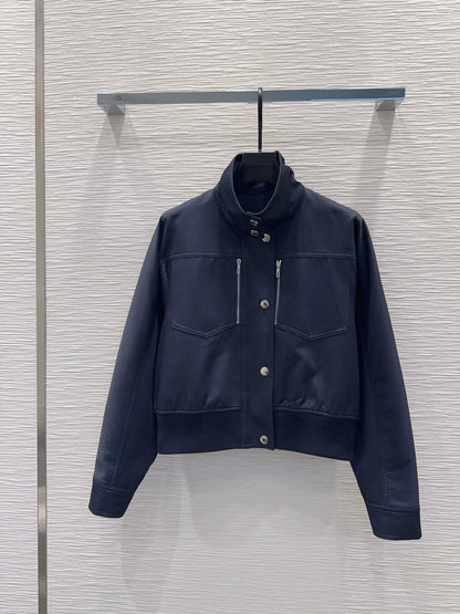 26New Classic Minimalist Long-Sleeve Jacket