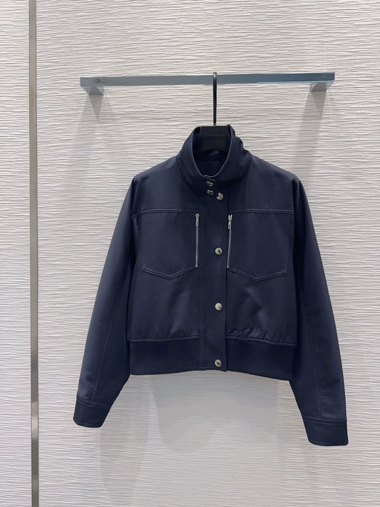 26New Classic Minimalist Long-Sleeve Jacket