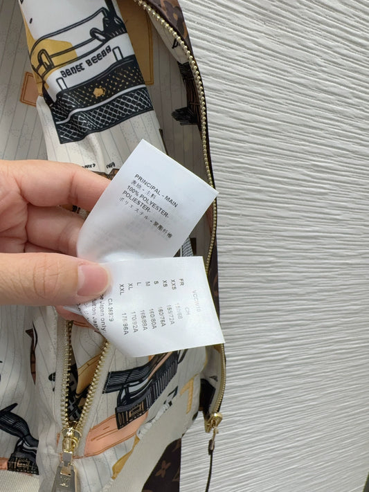 26New Reversible Long-Sleeve Zip-Up Printed Jacket
