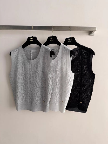 26ss Hollow-out knitted vest