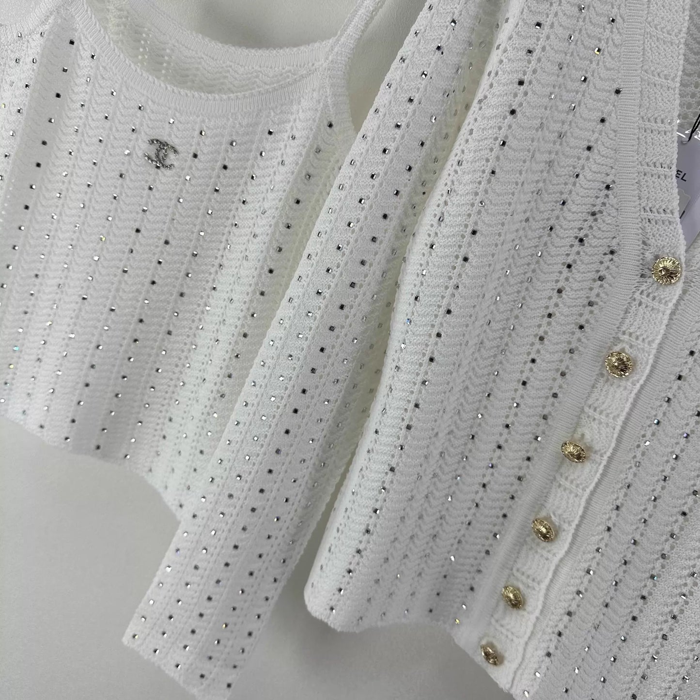 26ss Two-piece set: camisole/knitted cardigan