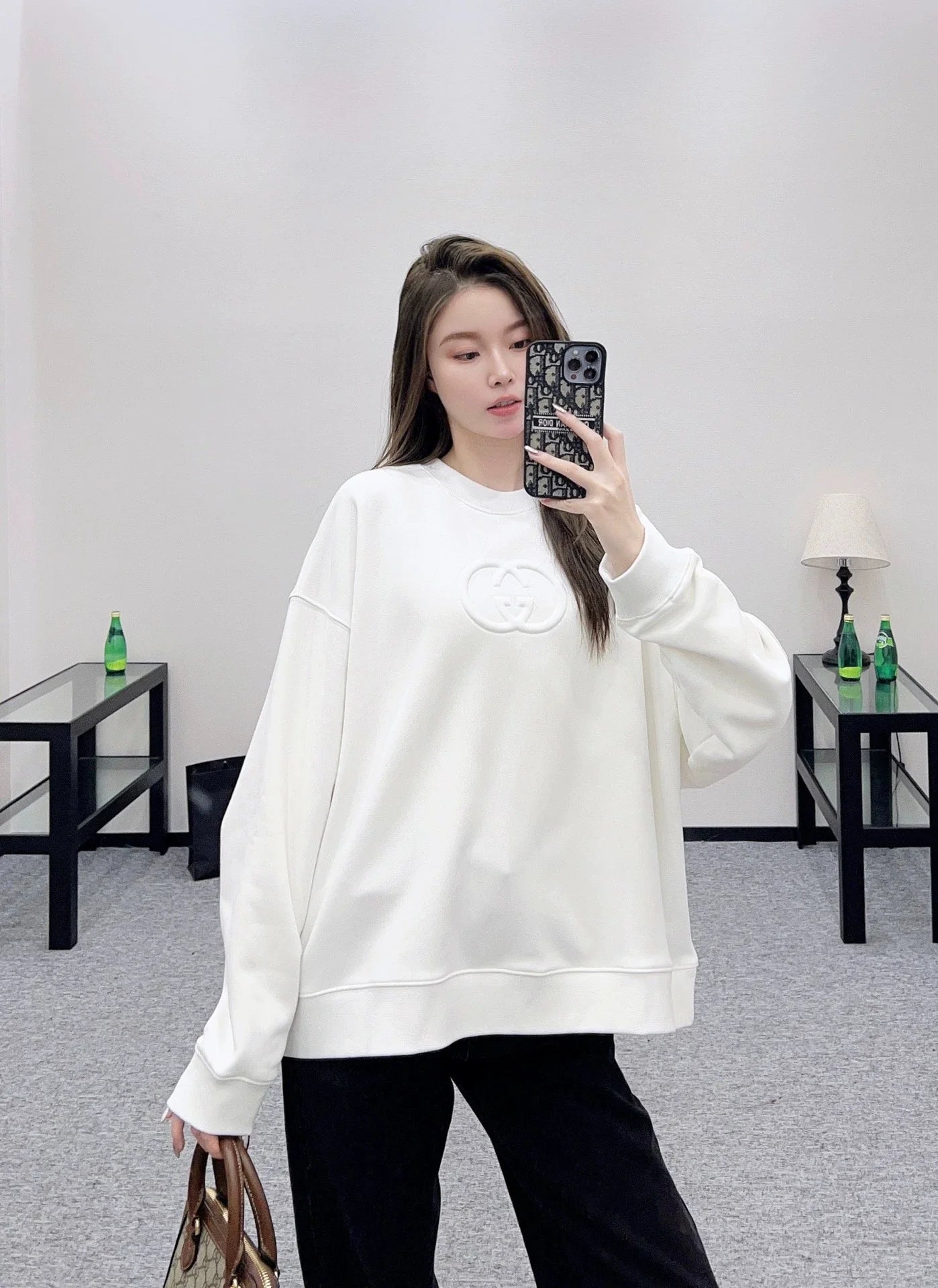 25fw Round neck three-dimensional logo hoodie