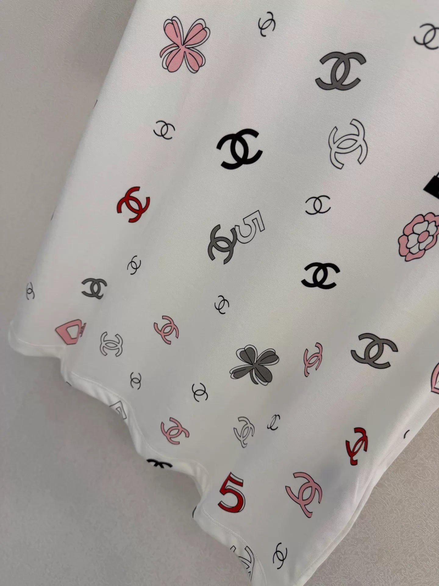 26ss All-over logo print short-sleeved T-shirt