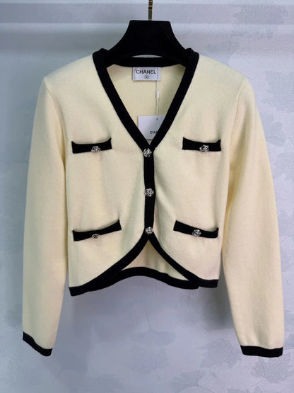 Color-blocked V-neck Cardigan