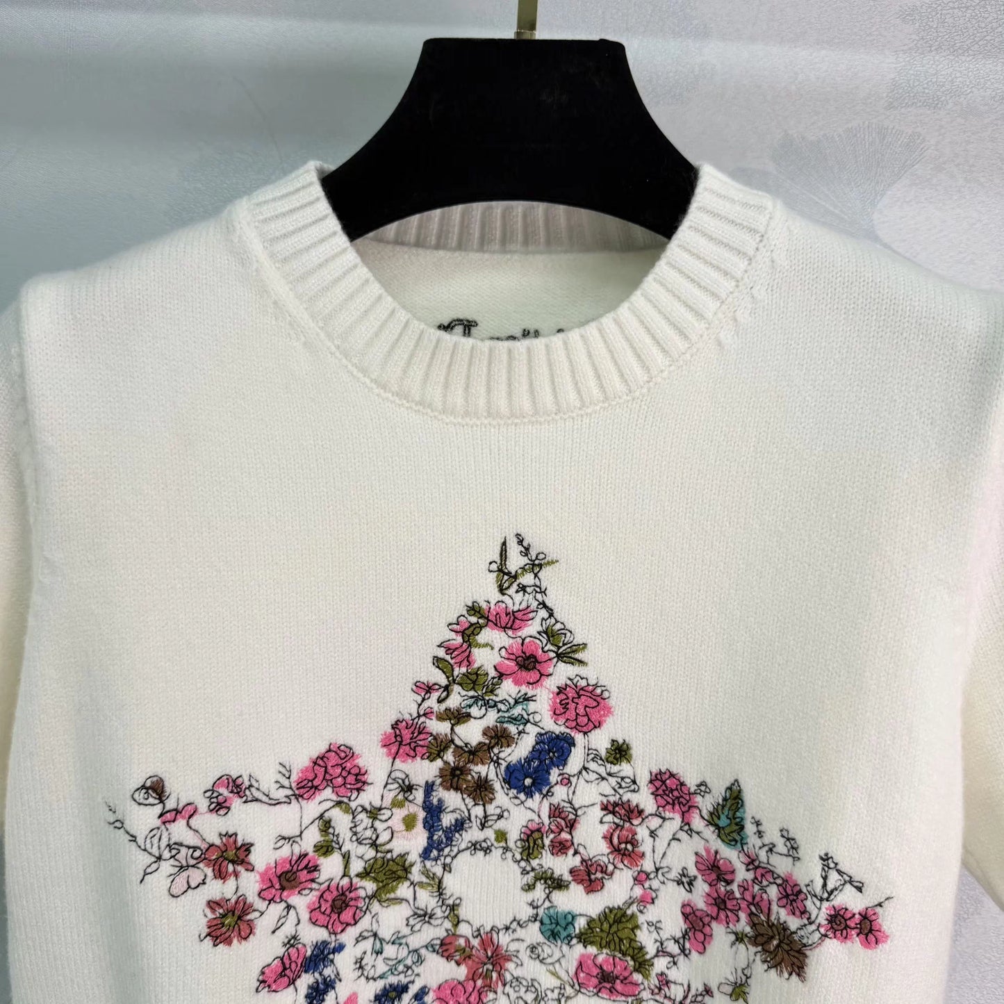 Five-pointed star embroidered T-shirt