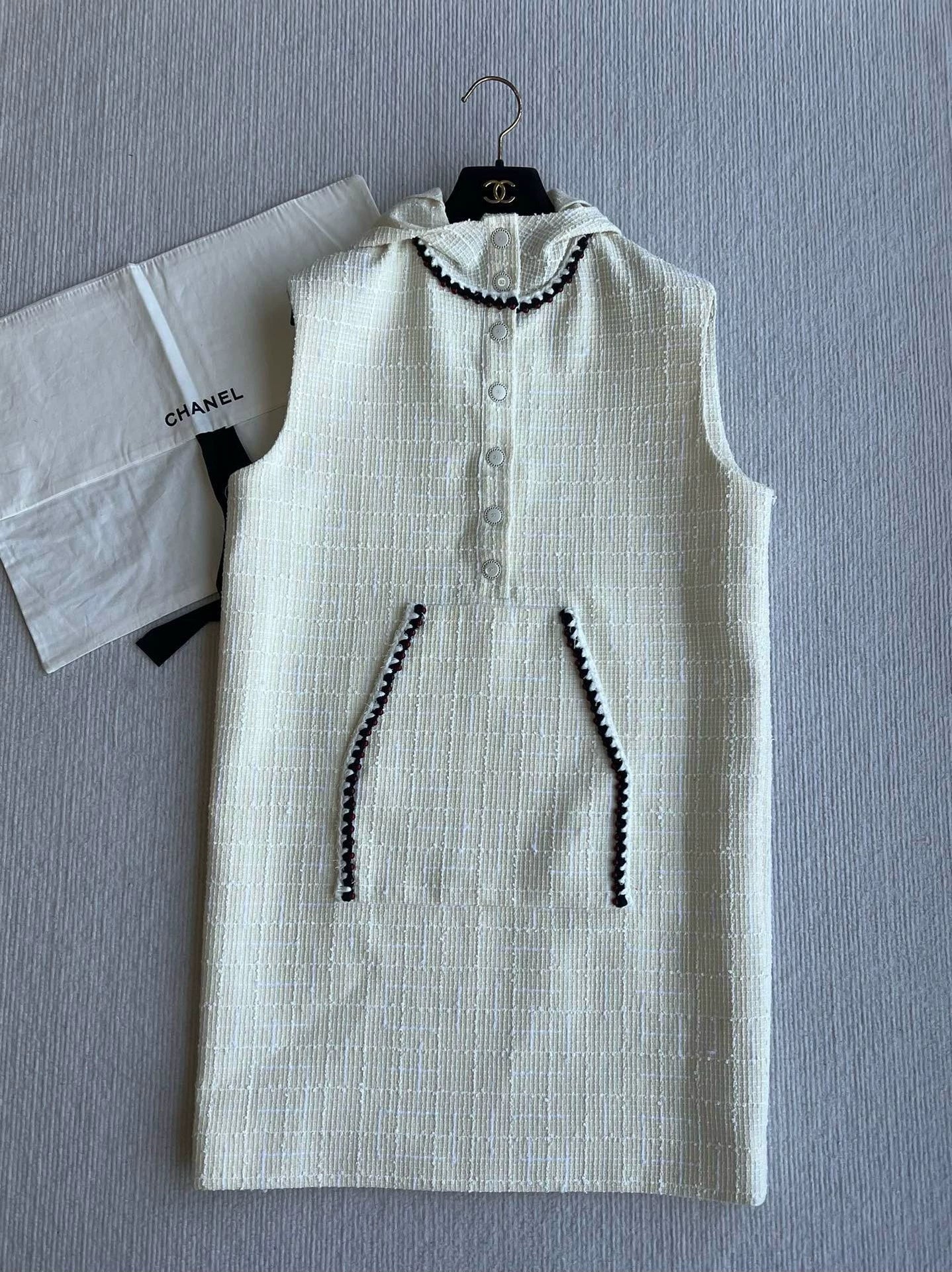 Hooded Sleeveless Dress