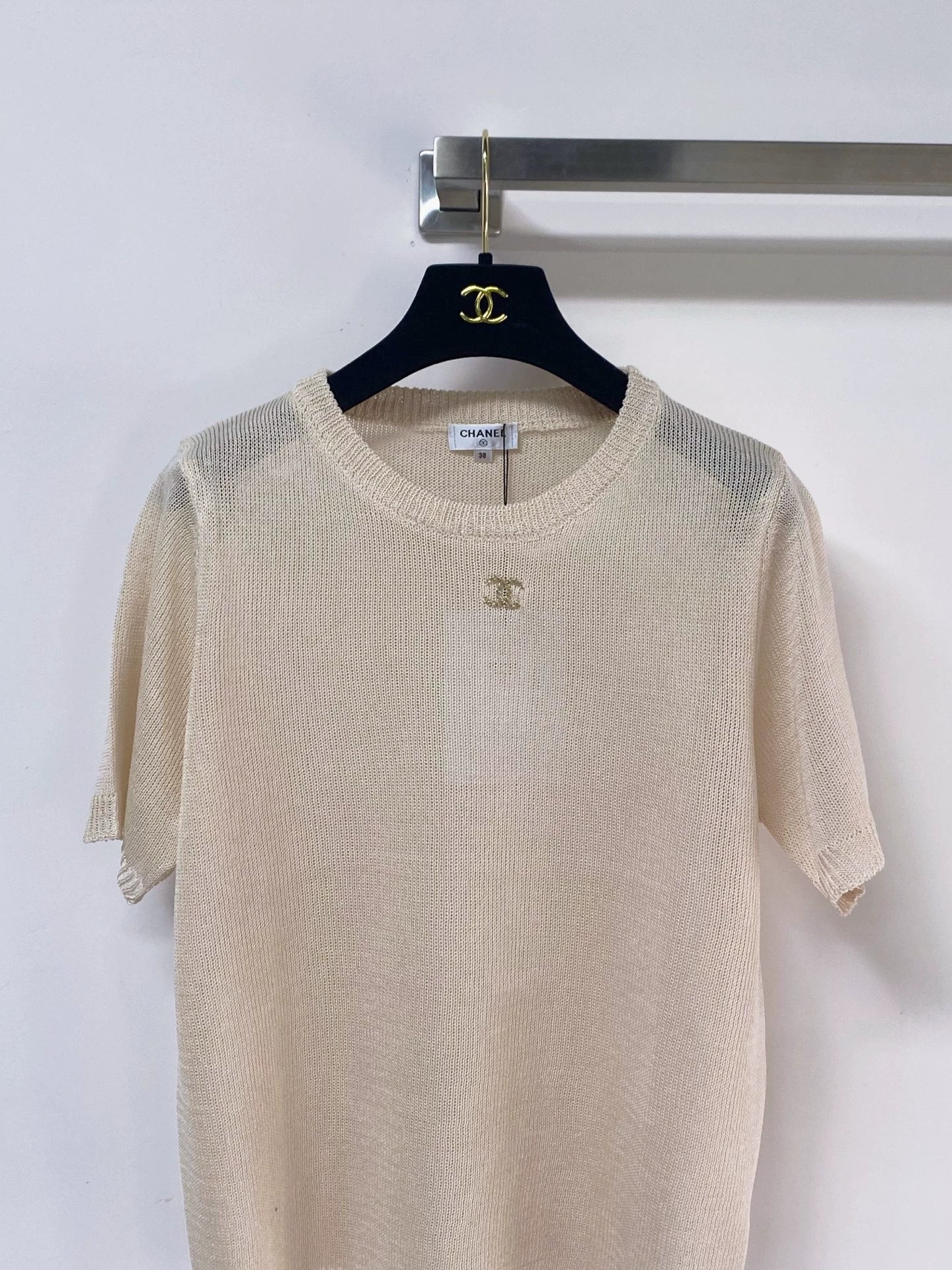 26ss T-shirt with a chest logo