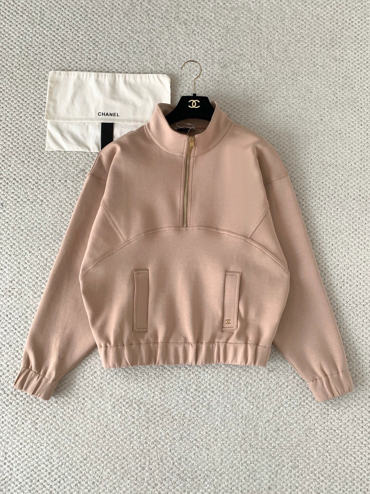 26New Women’s Beige Half-Zip Long-Sleeve