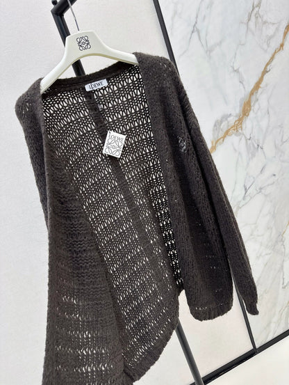 25 Embroidered decorative V-neck knitted silhouette cardigan