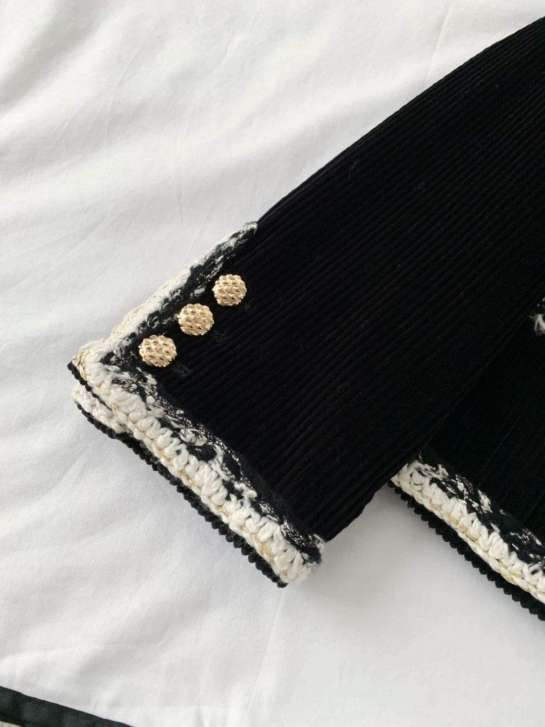 26 Black Silk-Blend Tweed Jacket