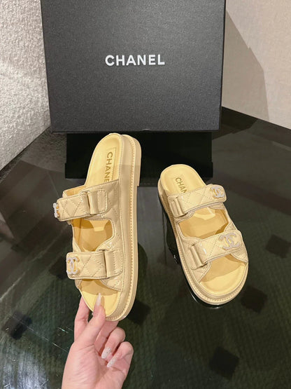 Velcro beach flip-flops